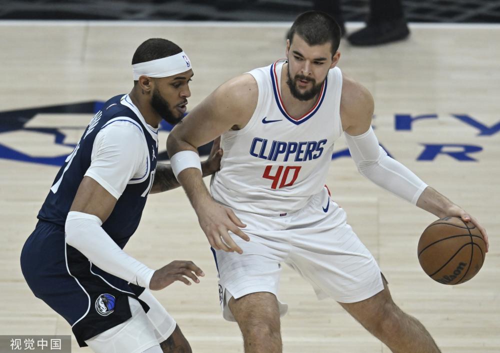 产生巨大影 产生巨大影